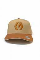 BONÉ MARROM COM TELINHA